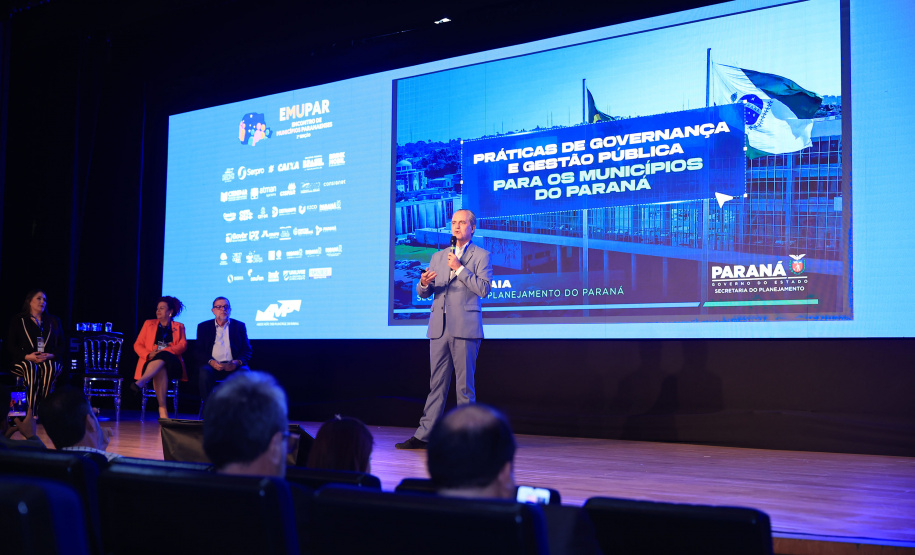 Estado e TCE-PR unem forças para impulsionar excelência na gestão pública municipal