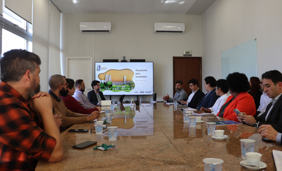 Orçamento para Resultados: Fazenda apresenta sistema de indicadores e uso de IA para tornar orçamento mais eficiente