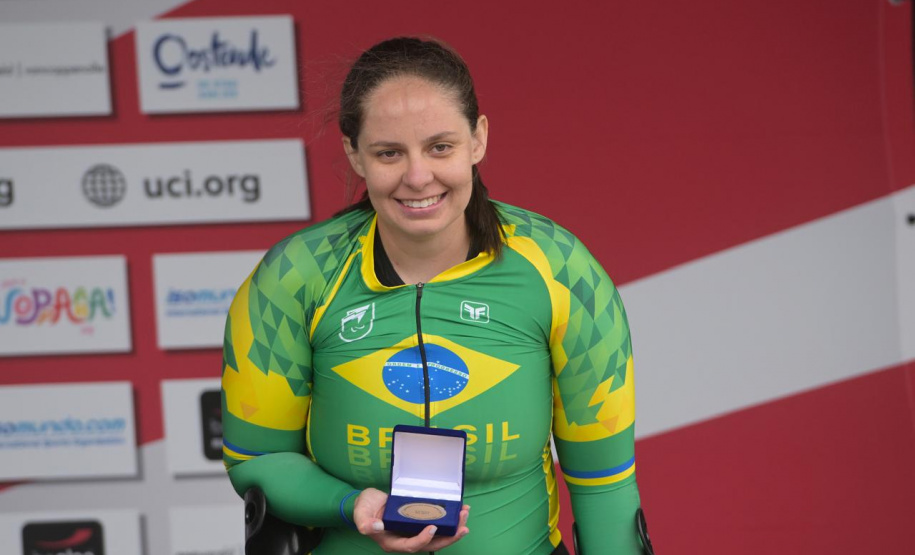 Com apoio do Proesporte, paranaense Victoria Barbosa conquista título geral da Copa do Mundo de Paraciclismo