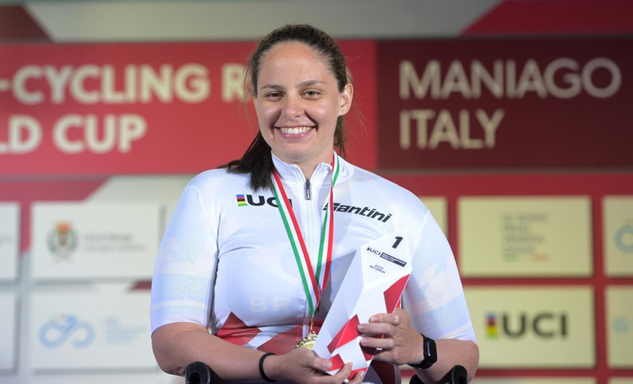 Com apoio do Proesporte, paranaense Victoria Barbosa conquista título geral da Copa do Mundo de Paraciclismo