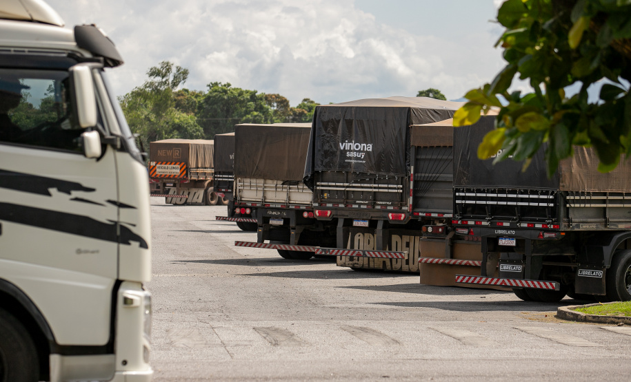 Porto de Paranaguá recebe o maior volume de caminhões da história no Pátio de Triagem