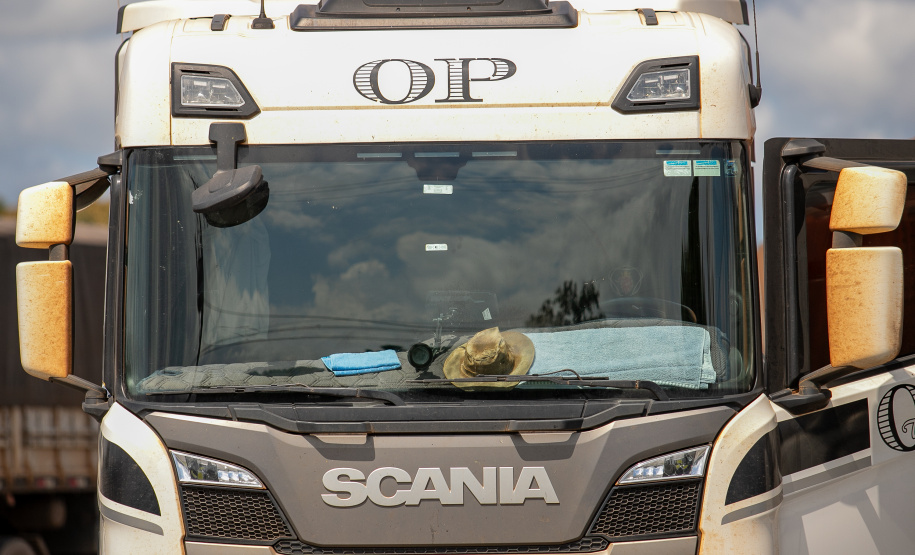 Porto de Paranaguá recebe o maior volume de caminhões da história no Pátio de Triagem