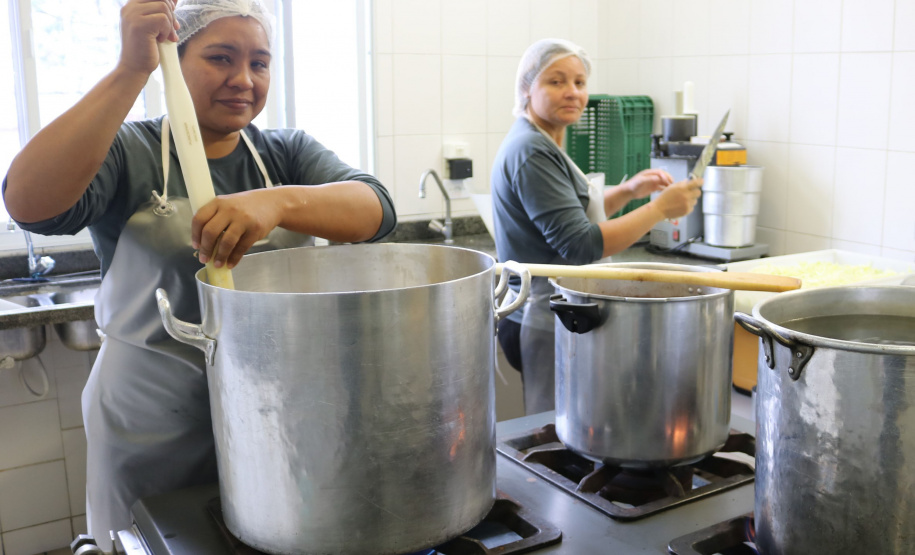 Governo do Paraná investe na valorização das merendeiras com capacitação inédita em parceria com o Senac