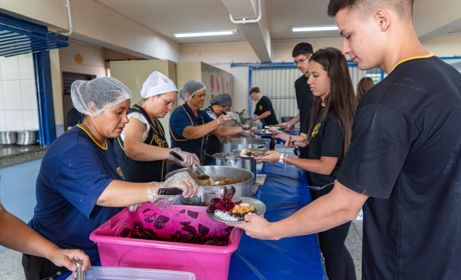 Governo do Paraná disponibiliza equipe multiprofissional para cuidado com a nutrição na Educação Especial