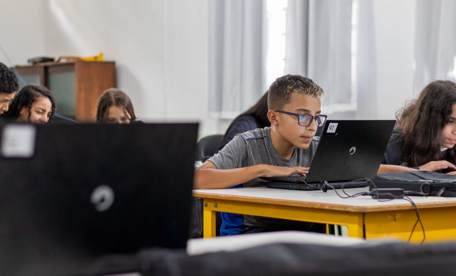 INOVAÇÃO: Com mais de 36 mil alunos aprovados, Paraná lidera 2ª Olimpíada de Inovação, Ciência e Tecnologia