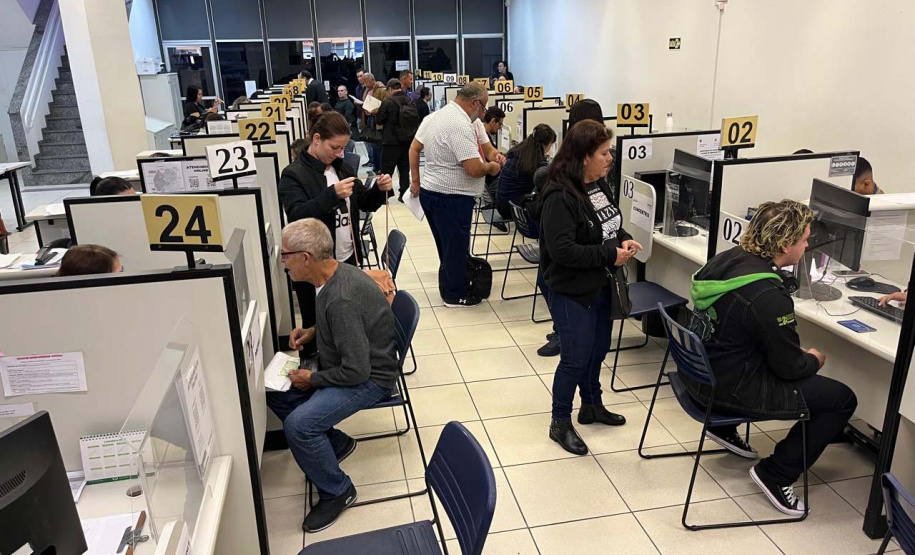 Mutirão 50+ atende mais de 600 pessoas em Curitiba e garante oportunidades de emprego para trabalhadores