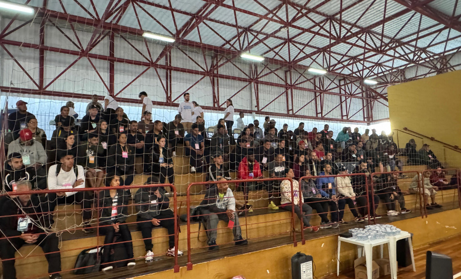 SETR - Ação de empregos em Curitiba usou modelo das Olimpíadas de Paris e teve mais de 100 participantes