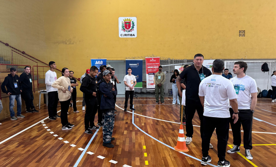 SETR - Ação de empregos em Curitiba usou modelo das Olimpíadas de Paris e teve mais de 100 participantes