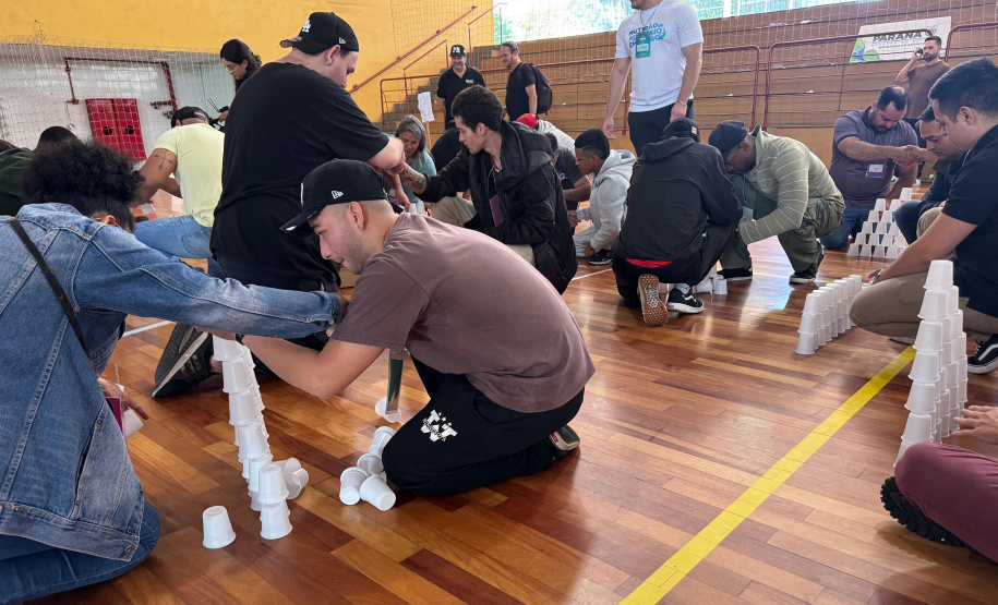 SETR - Ação de empregos em Curitiba usou modelo das Olimpíadas de Paris e teve mais de 100 participantes