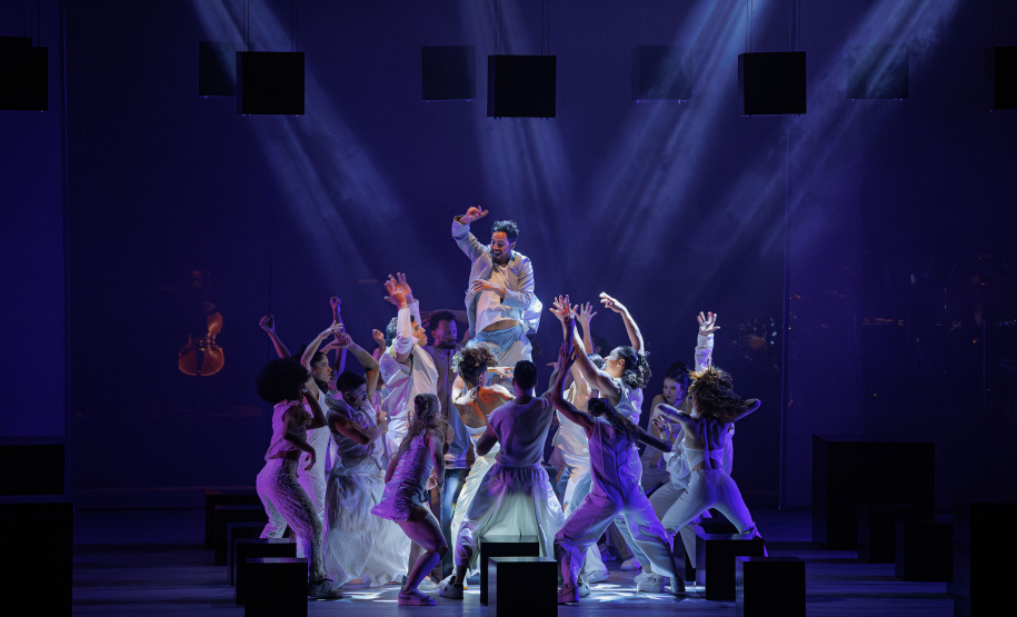 Orfeu e Eurídice marca temporada do Balé Teatro Guaíra com emoção e casa cheia no Guairão