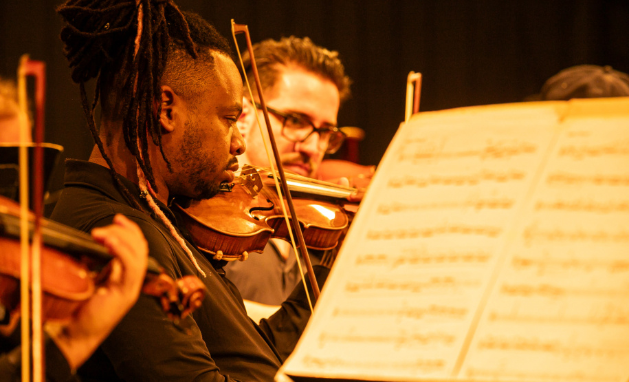 APRESENTAÇÃO ORQUESTRA SINFONICA ARAUCÁRIA