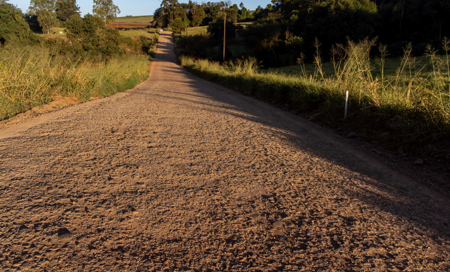 GOVERNADOR - PR-239 entre Mato Rico e Roncador