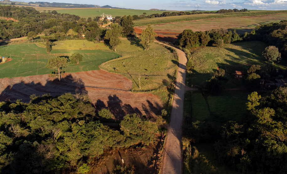 GOVERNADOR - PR-239 entre Mato Rico e Roncador