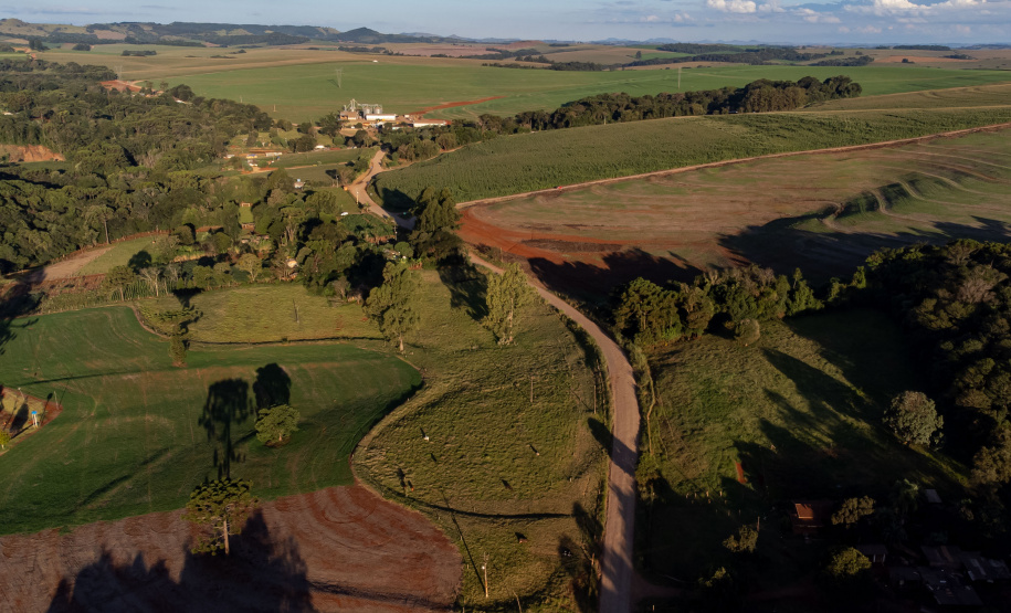 GOVERNADOR - PR-239 entre Mato Rico e Roncador