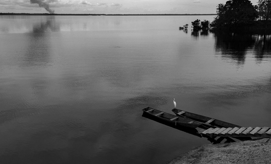 BRDE - mergulho caleidoscópico entre dragas e dragões, da fotógrafa Vilma Slomp nova exposição no Espaço Cultural BRDE