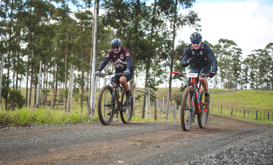 SETU - Roteiro de cicloturismo atrai mais de 1,3 mil atletas ao Norte e Noroeste neste sábado