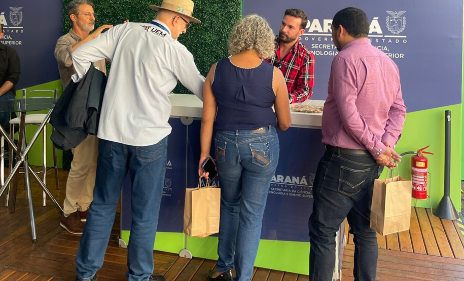 Universidades estaduais do Paraná apresentam tecnologias para agricultura sustentável