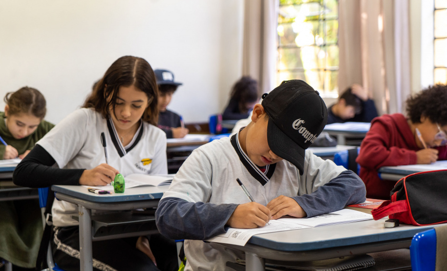 Mais de um milhão de alunos participam da primeira edição de 2025 da Prova Paraná