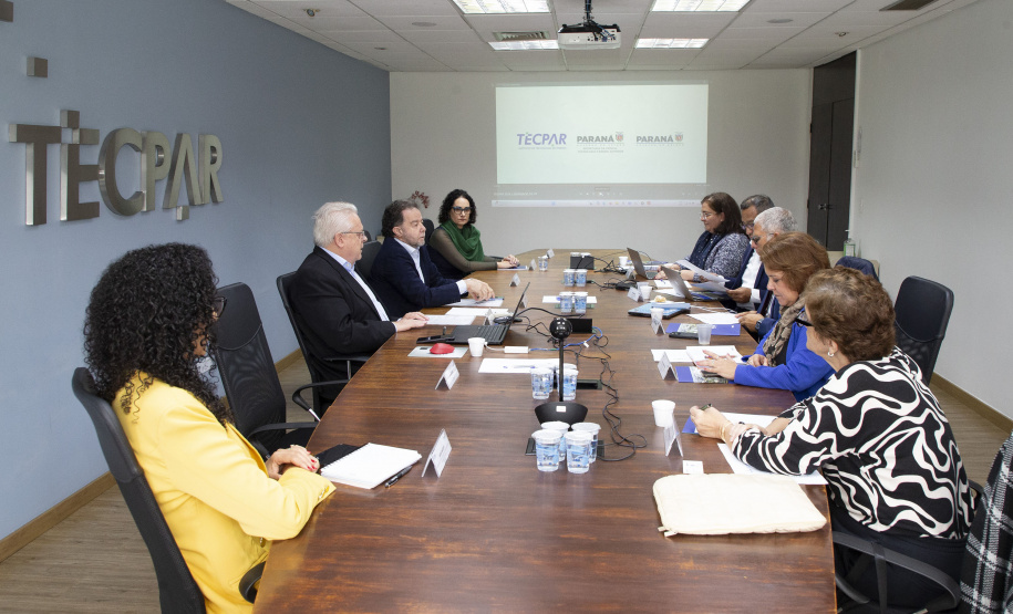 Tecpar e OPAS se reúnem com foco no fornecimento de produtos da saúde para Américas