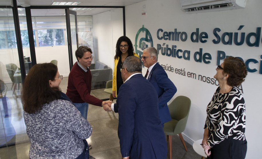 Tecpar e OPAS se reúnem com foco no fornecimento de produtos da saúde para Américas