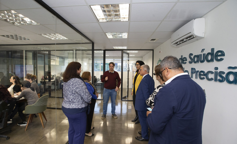 Tecpar e OPAS se reúnem com foco no fornecimento de produtos da saúde para Américas