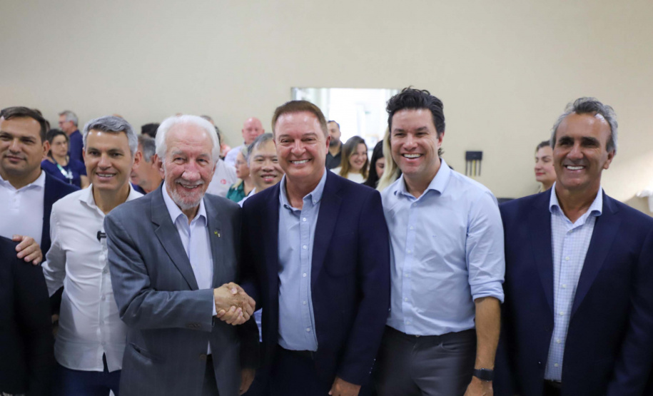 Governo do Estado formaliza investimento de R$ 4,7 milhões para pavimentação em Colombo