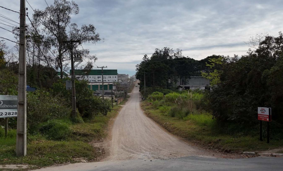 Governo do Estado formaliza investimento de R$ 4,7 milhões para pavimentação em Colombo