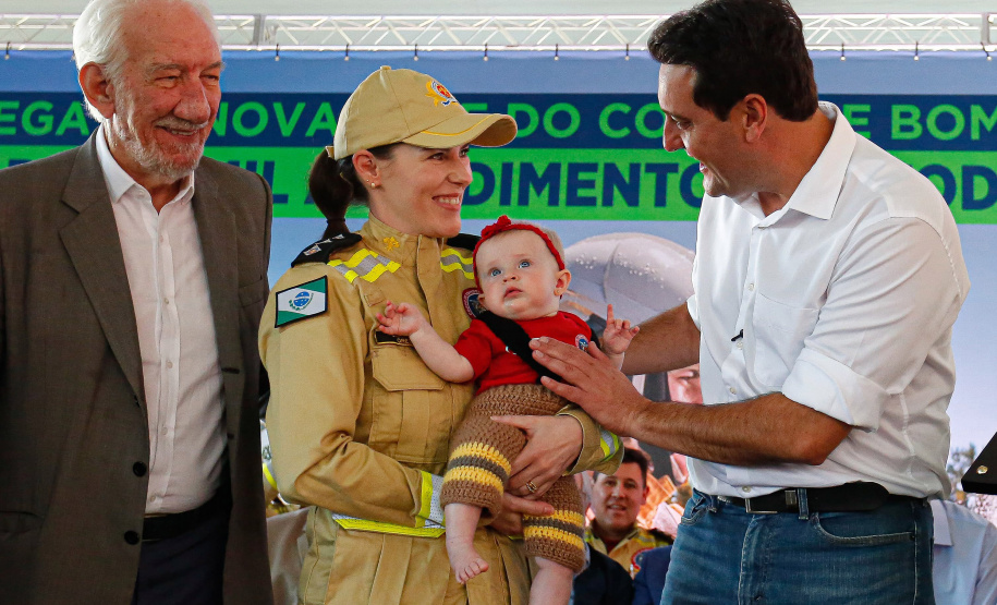 GOVERNADOR - GUARAPUAVA - BATALHÃO BOMBEIROS