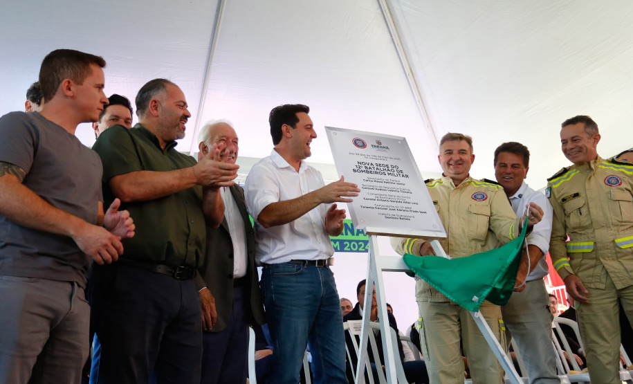 GOVERNADOR - GUARAPUAVA - BATALHÃO BOMBEIROS