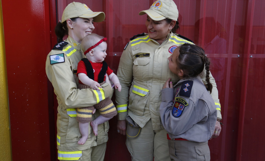 GOVERNADOR - GUARAPUAVA - BATALHÃO BOMBEIROS