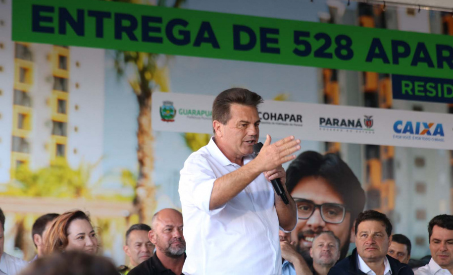 O prefeito de Guarapuava, Denilson Baitala, salientou a importância do apoio do Estado para reduzir o déficit habitacional da cidade.