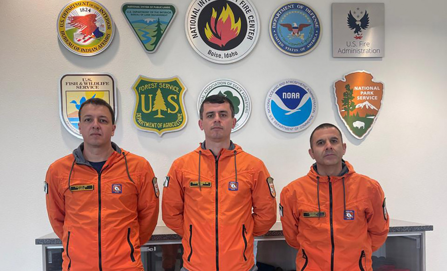 Paraná participa de curso internacional sobre gestão de incêndios florestais nos Estados Unidos