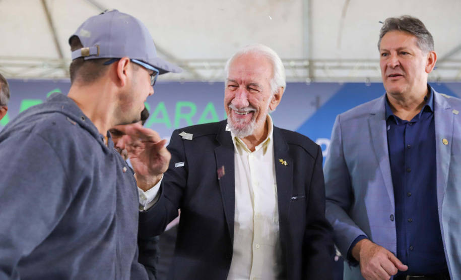 O vice-governador Darci Piana participa da inauguração do Residencial Verdes Campos. São 199 casas, sendo todas as unidades subsidiadas pelo Governo do Estado, por meio do Casa Fácil Paraná.