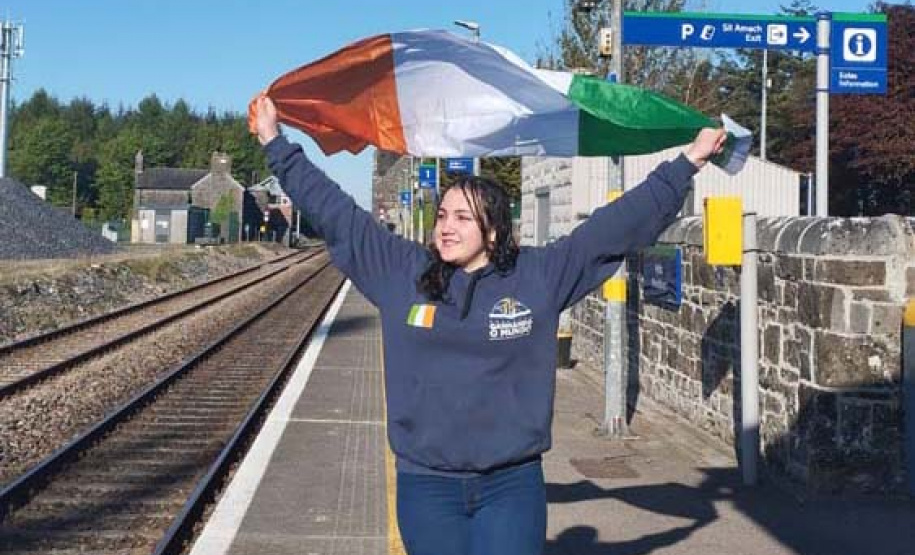 Luiza Gabrielly Damaratti, de 16 anos, estudante do 2º ano do ensino médio do Colégio Estadual do Campo Paulo Freire, de Palmas, acaba de retornar de um intercâmbio de um semestre na Irlanda.