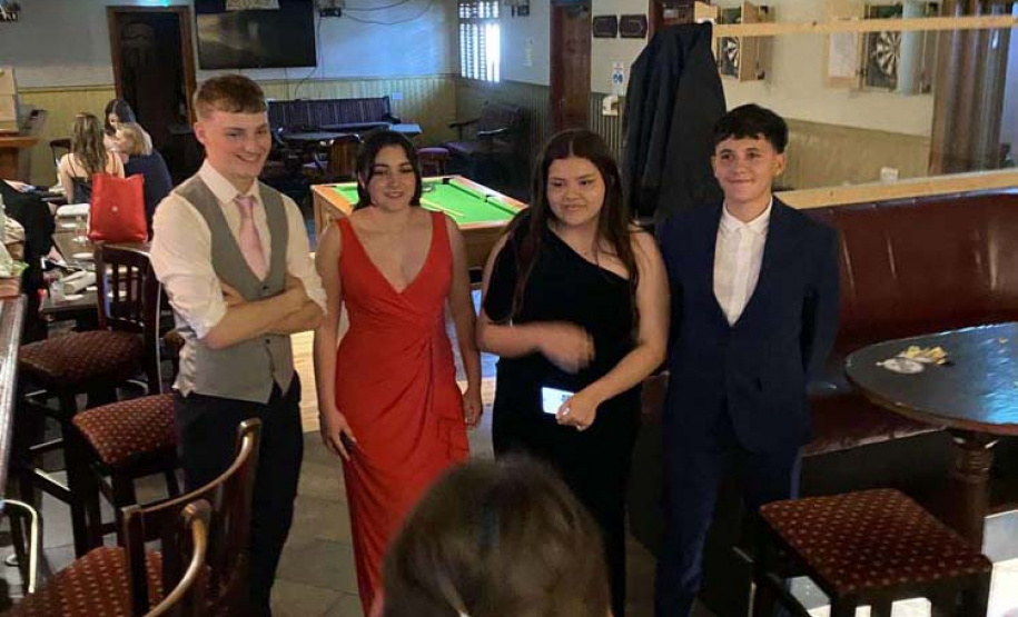 Luiza Gabrielly Damaratti, de 16 anos, estudante do 2º ano do ensino médio do Colégio Estadual do Campo Paulo Freire, de Palmas, acaba de retornar de um intercâmbio de um semestre na Irlanda.