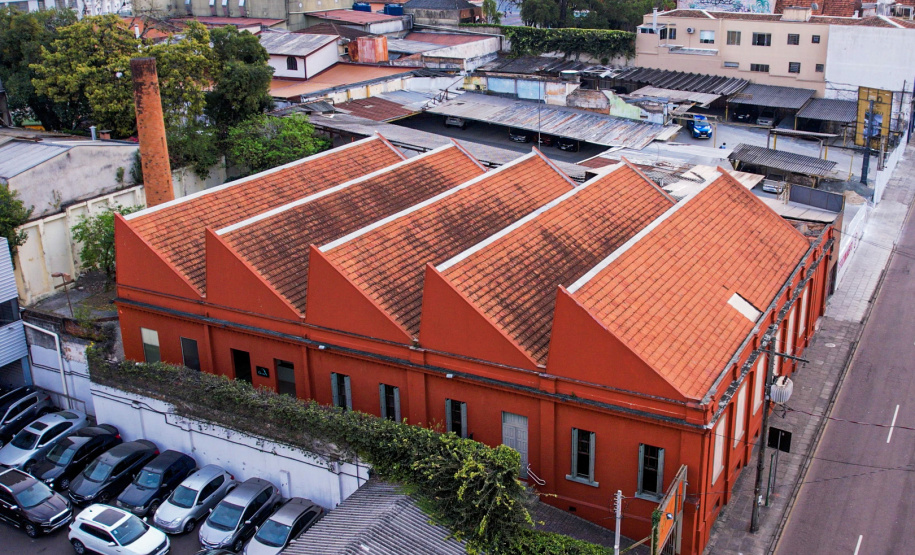TEATRO JOSÉ MARIA SANTOS
