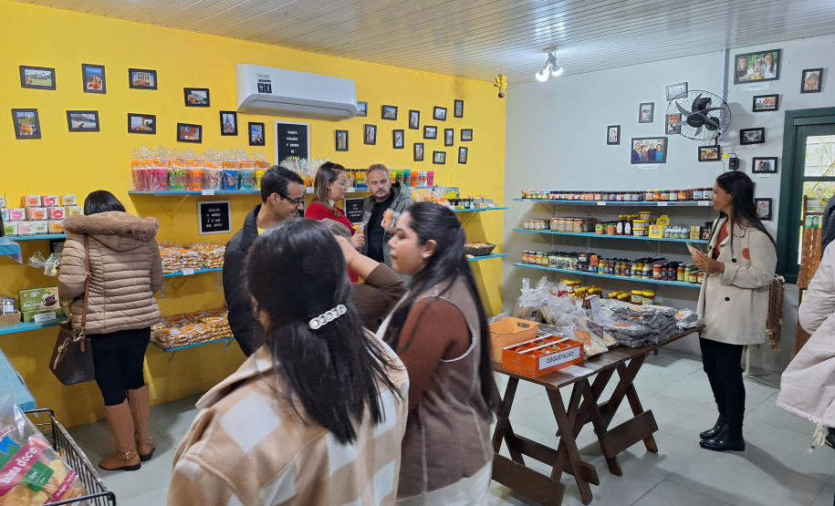 Neste sábado, Viaje Paraná atinge mais de 160 profissionais do turismo com capacitações