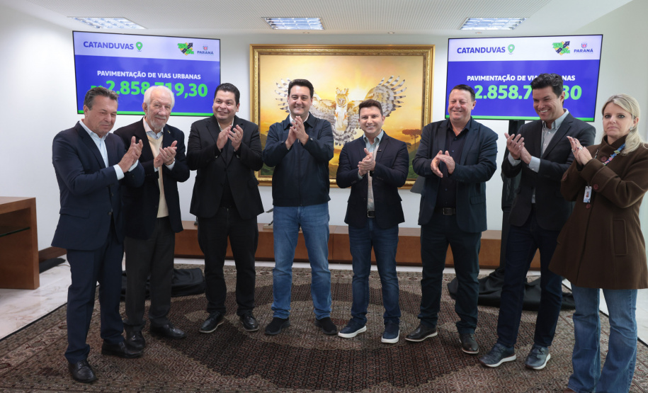 ASFALTO NOVO, VIDA NOVA