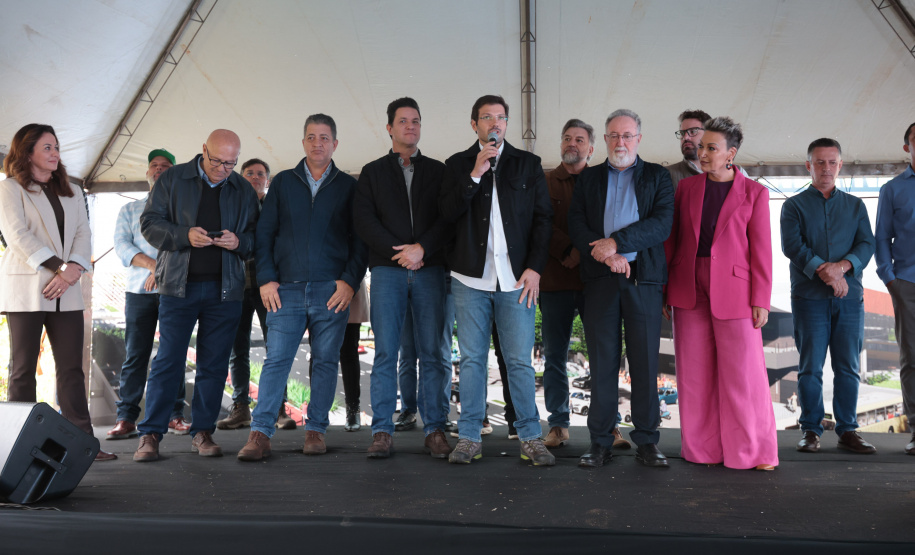 A Secretaria de Estado das Cidades e a Agência de Assuntos Metropolitanos do Paraná (Amep) apresentam nesta sexta-feira (27), em Londrina, o projeto definitivo do Terminal Metropolitano. Foto: Geraldo Bubniak/AEN