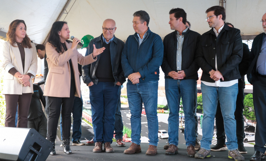 A Secretaria de Estado das Cidades e a Agência de Assuntos Metropolitanos do Paraná (Amep) apresentam nesta sexta-feira (27), em Londrina, o projeto definitivo do Terminal Metropolitano. Foto: Geraldo Bubniak/AEN