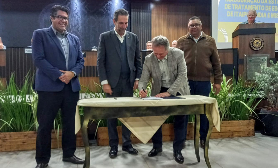 - Sanepar, Itaipu e Itaipu Parquetec inauguram estação de tratamento de esgoto em Itaipulândia e Missal