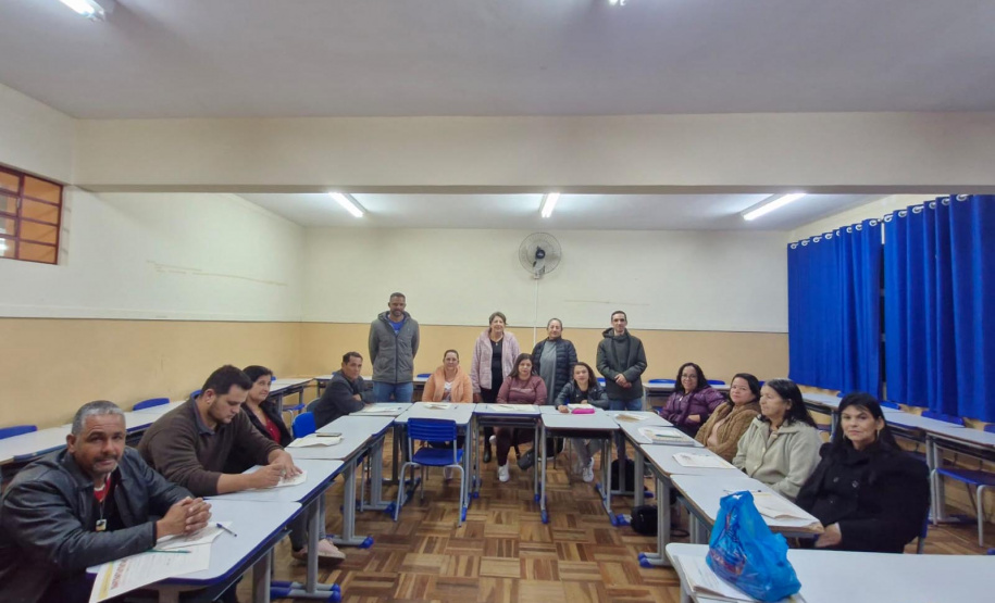 Educação como direito: aulas do Alfabetiza Paraná já começaram