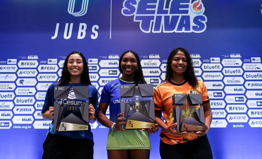 Com apoio do Proesporte, Ana Julia Iwata representará o Paraná no Mundial Universitário de Badminton na Alemanha