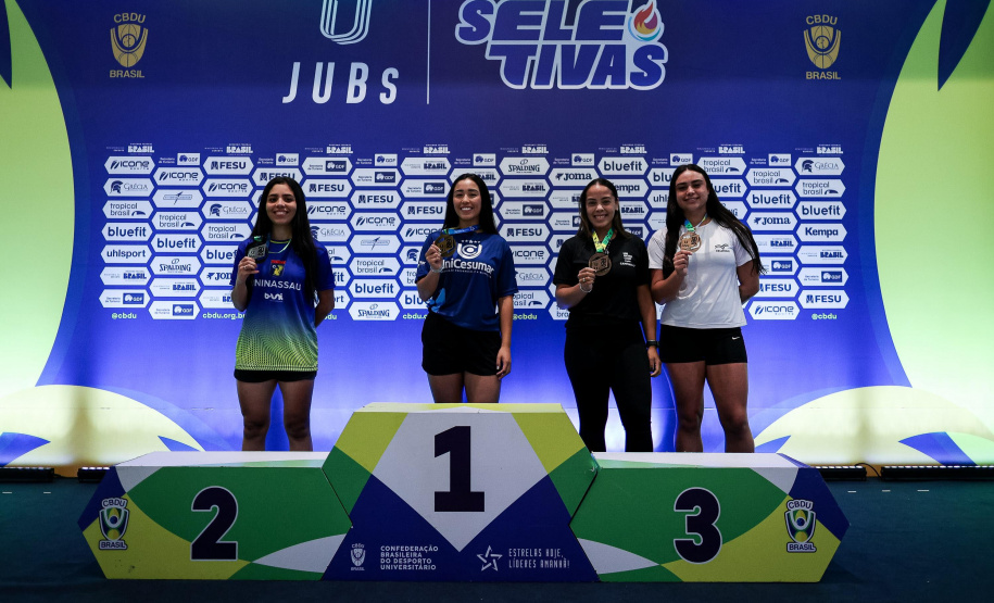 Com apoio do Proesporte, Ana Julia Iwata representará o Paraná no Mundial Universitário de Badminton na Alemanha