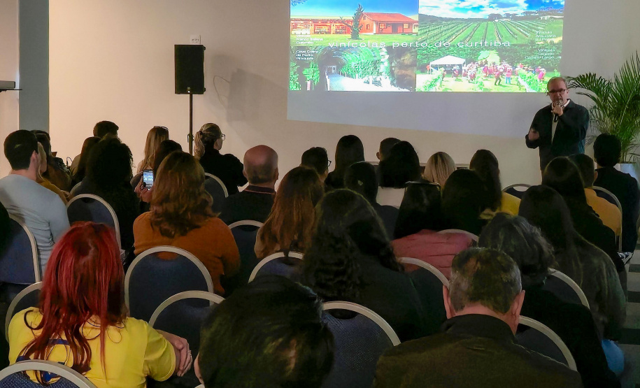 VIAJE PARANÁ mostra potenciais do turismo estadual a cerca de 50 profissionais da CVC