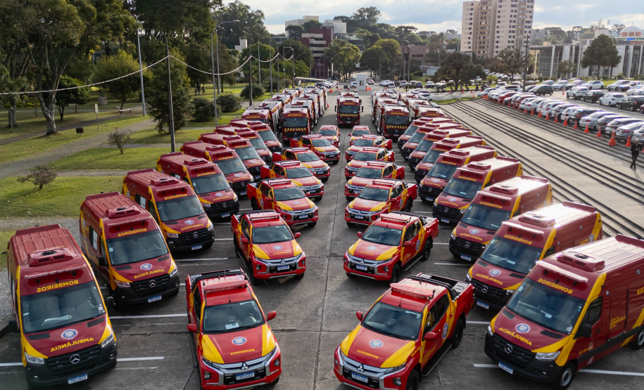 BOMBEIROS VEÍCULOS