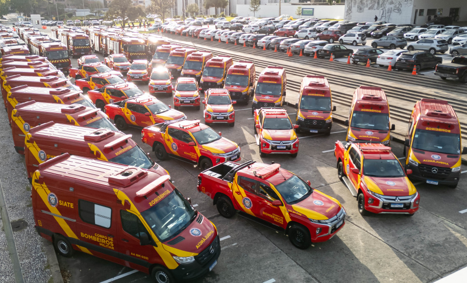 BOMBEIROS VEÍCULOS