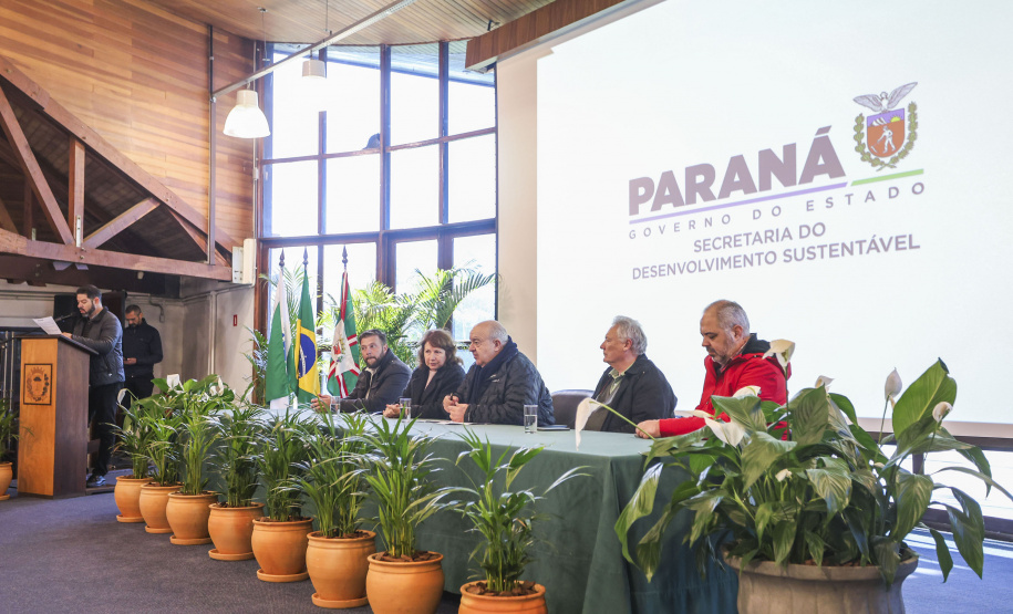 Paraná promove encontro inédito para fortalecer arborização urbana nos municípios