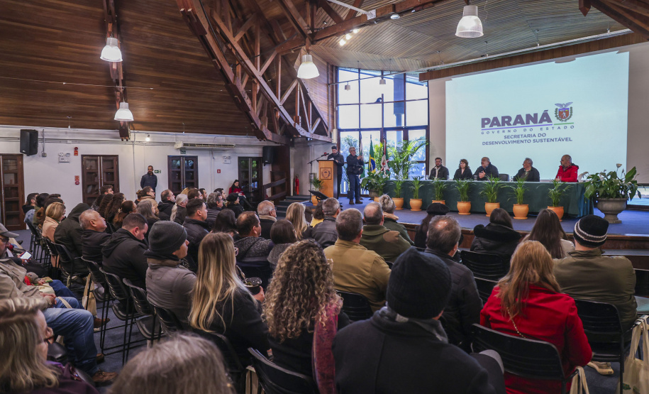 Paraná promove encontro inédito para fortalecer arborização urbana nos municípios