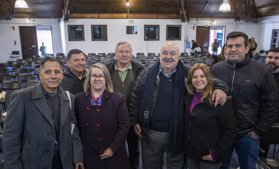 Paraná promove encontro inédito para fortalecer arborização urbana nos municípios